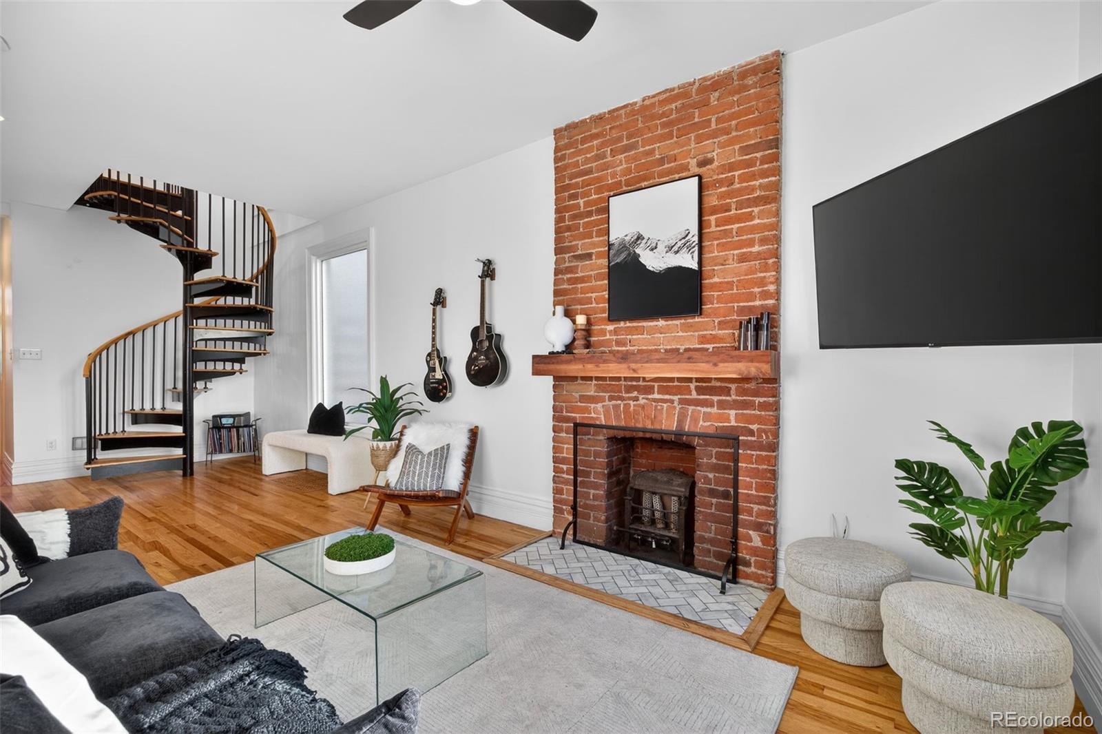MLS Image #6 for 1554 n marion street,denver, Colorado
