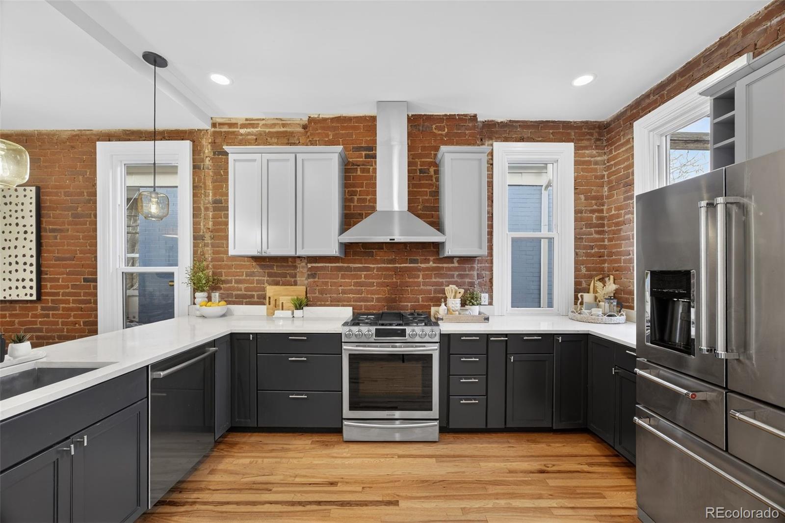 MLS Image #9 for 1554 n marion street,denver, Colorado