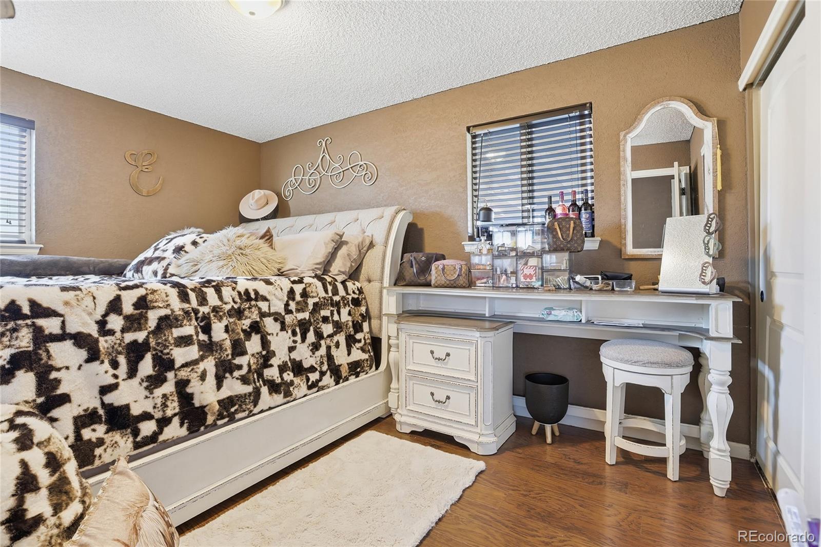 MLS Image #16 for 12840 e 55th avenue,denver, Colorado