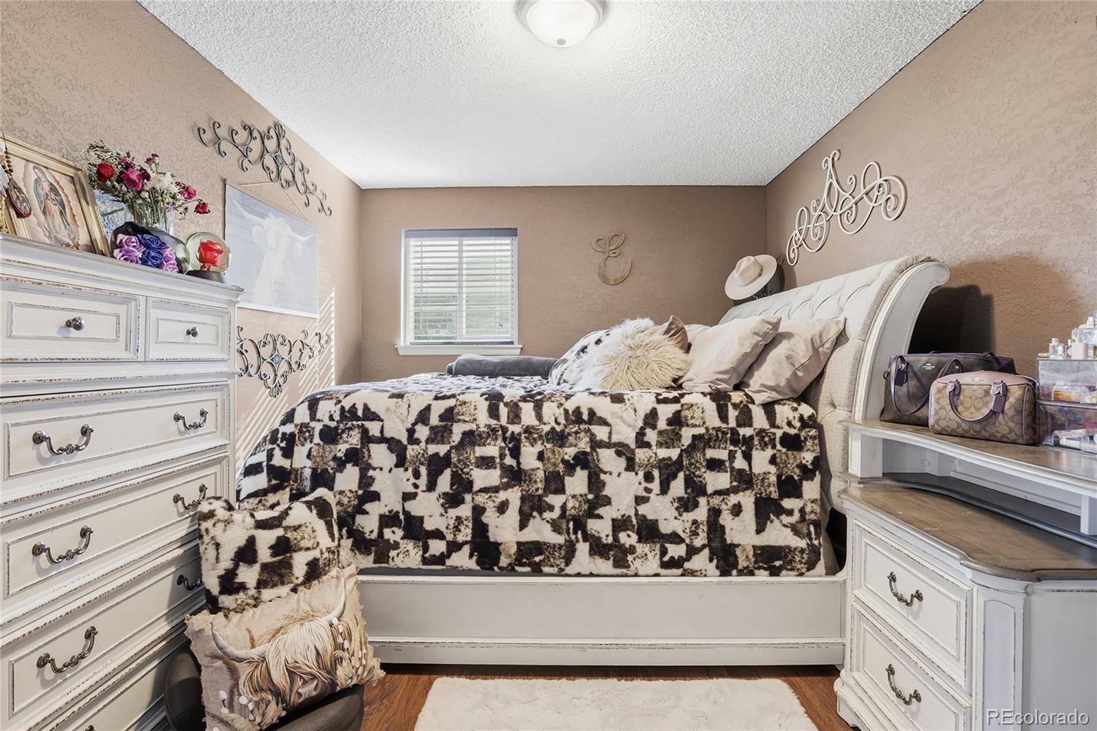 MLS Image #17 for 12840 e 55th avenue,denver, Colorado