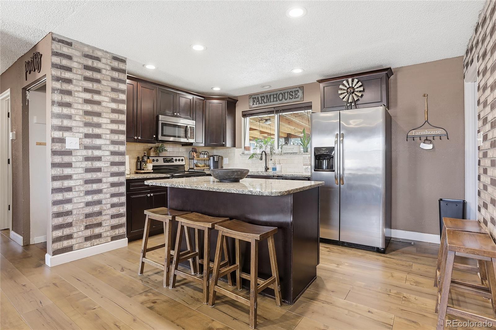 MLS Image #3 for 12840 e 55th avenue,denver, Colorado