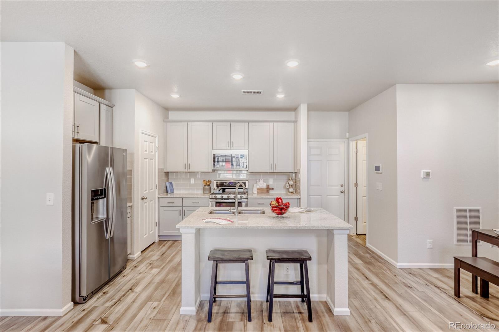 MLS Image #14 for 6089 n liverpool street,aurora, Colorado