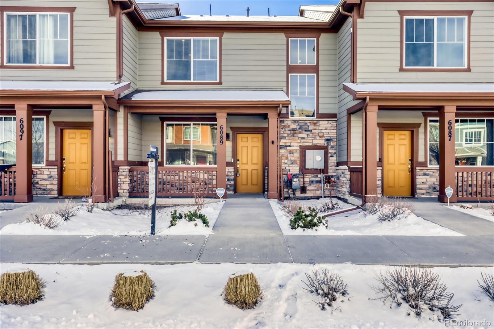 MLS Image #2 for 6089 n liverpool street,aurora, Colorado