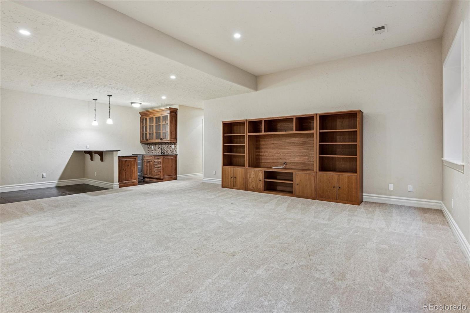 MLS Image #19 for 542  adams street,denver, Colorado