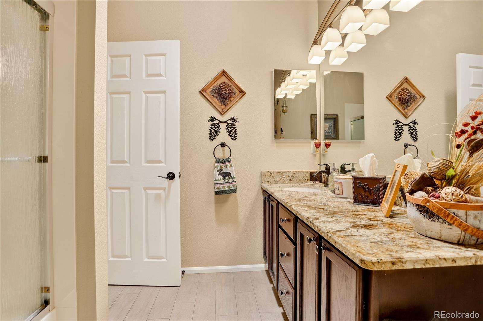 MLS Image #22 for 1118  berganot trail,castle pines, Colorado