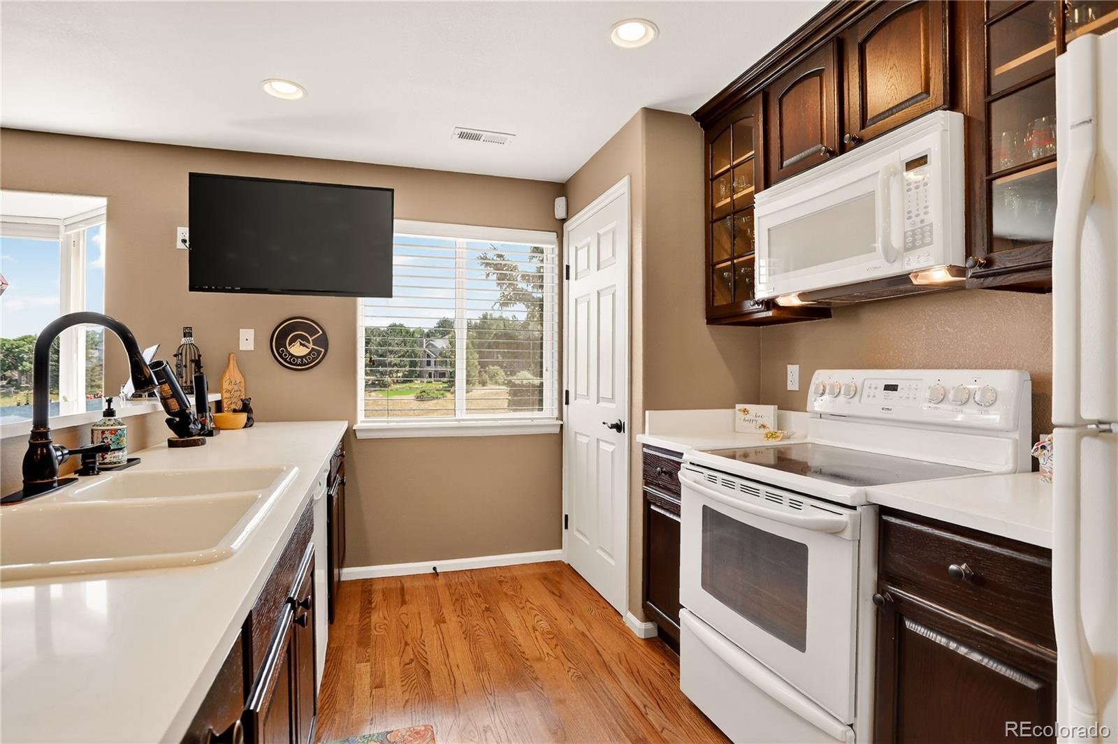 MLS Image #28 for 1118  berganot trail,castle pines, Colorado