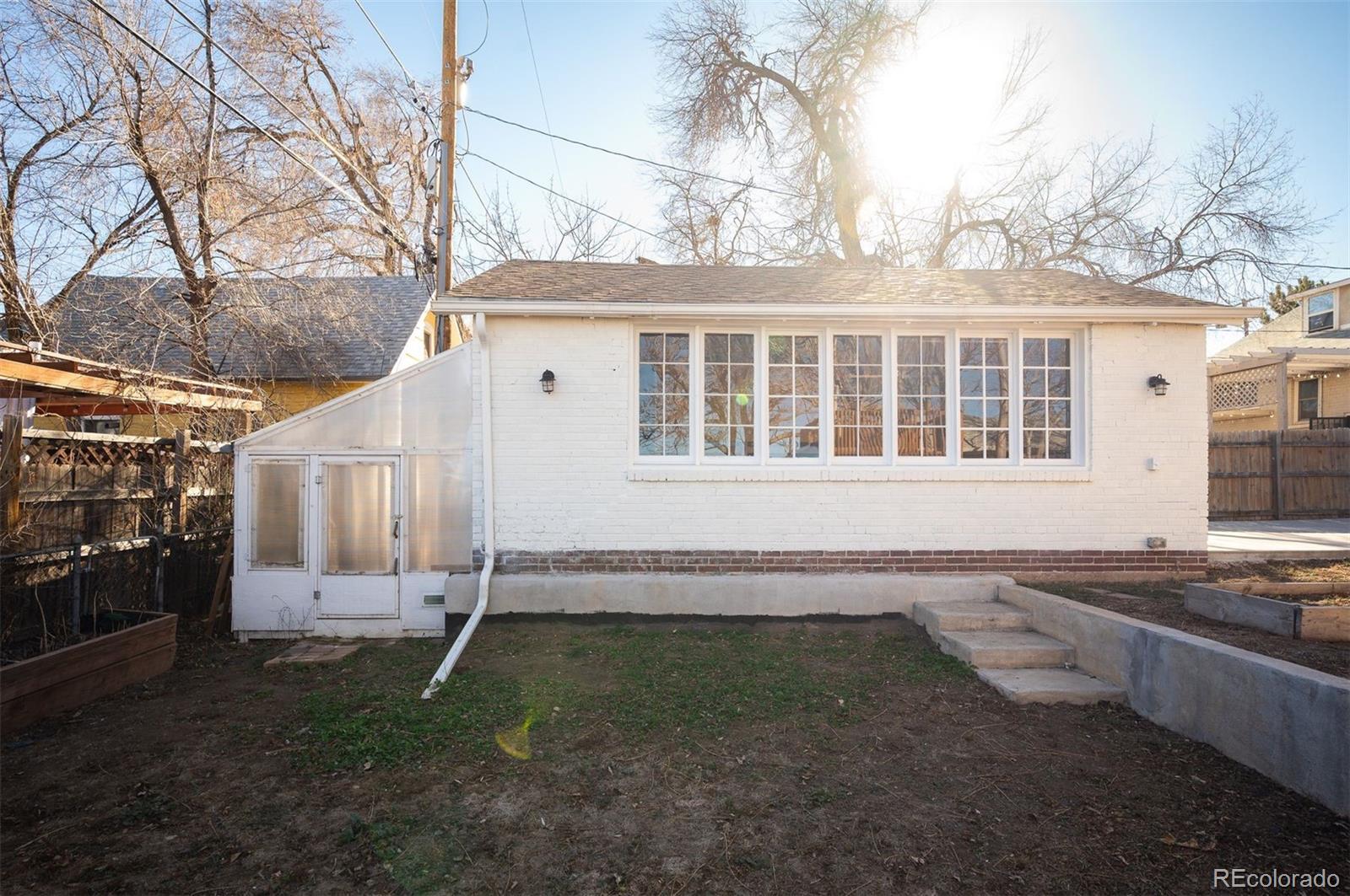 MLS Image #13 for 1422 n quebec street,denver, Colorado