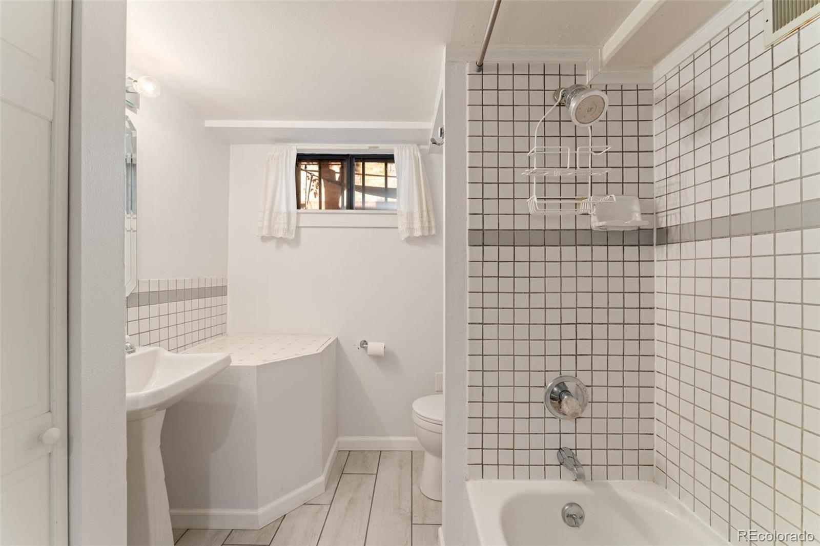 MLS Image #27 for 414 s gaylord street,denver, Colorado