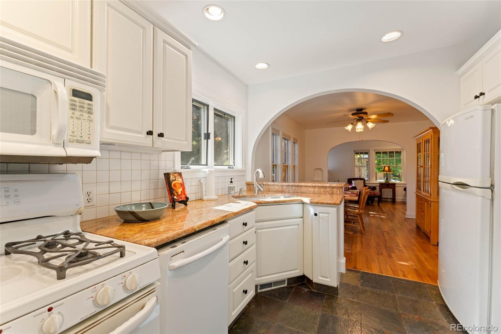 MLS Image #9 for 414 s gaylord street,denver, Colorado