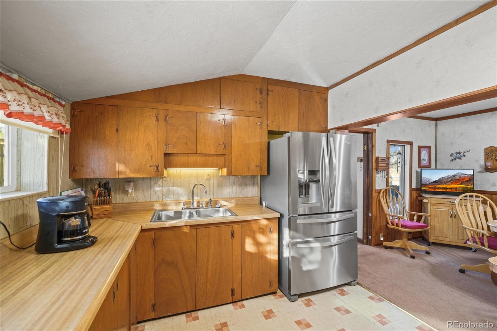 MLS Image #14 for 577 s main street,elizabeth, Colorado