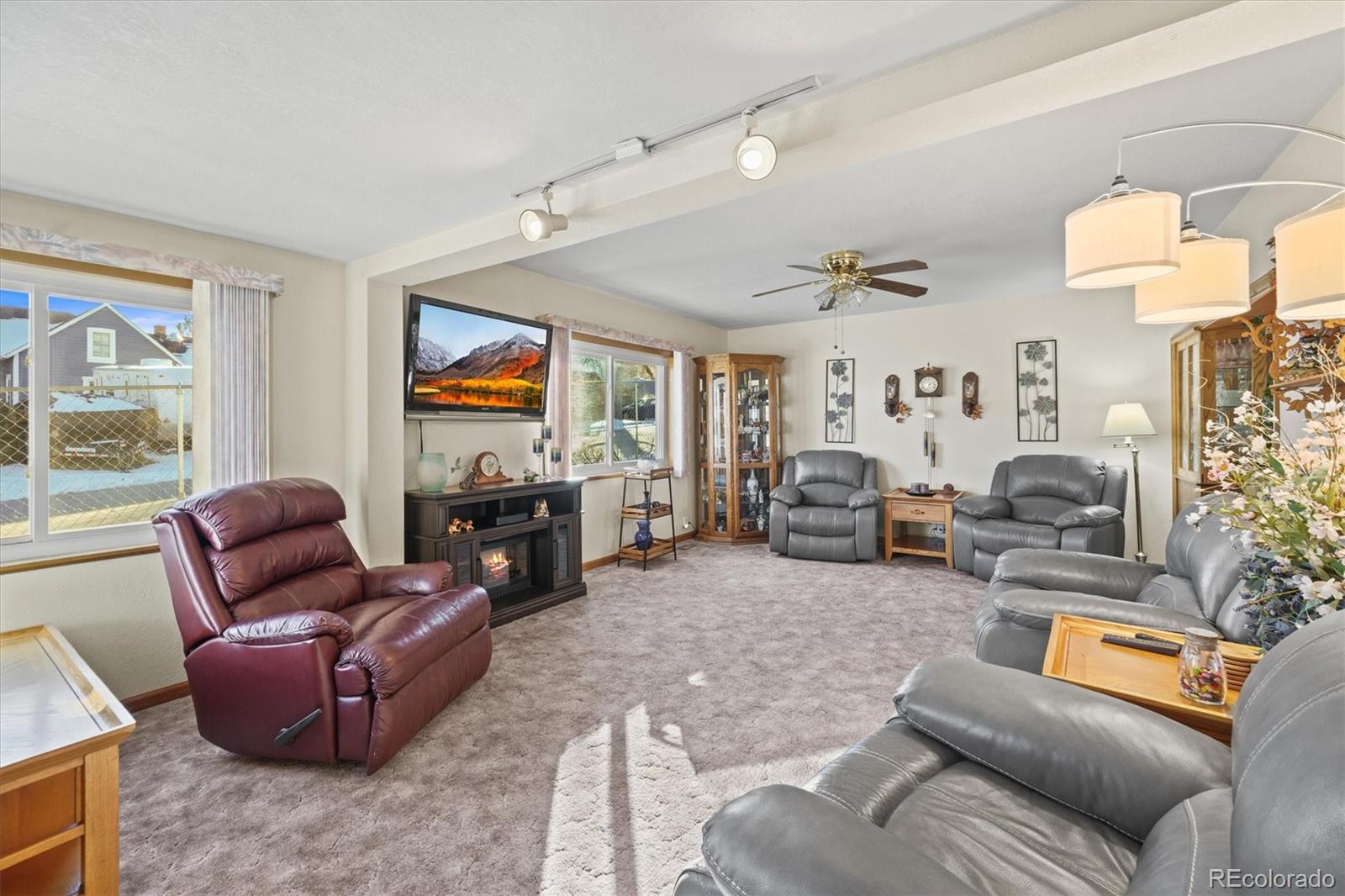 MLS Image #9 for 577 s main street,elizabeth, Colorado
