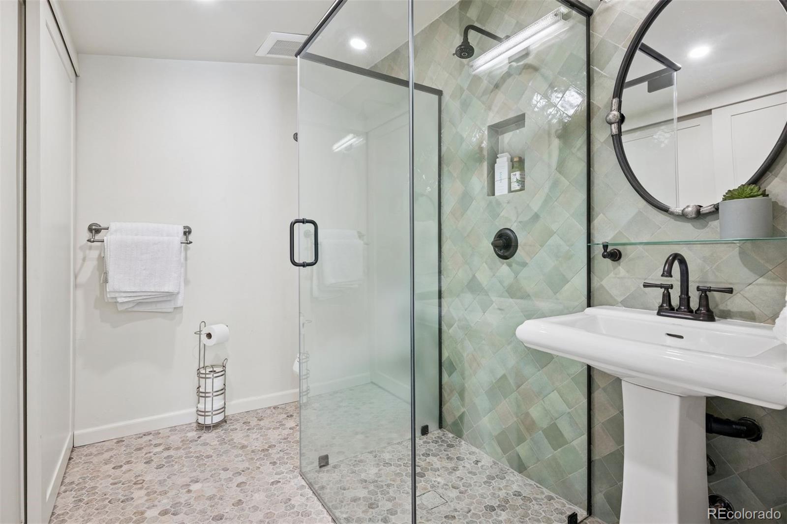 MLS Image #38 for 1515 e tufts avenue,englewood, Colorado