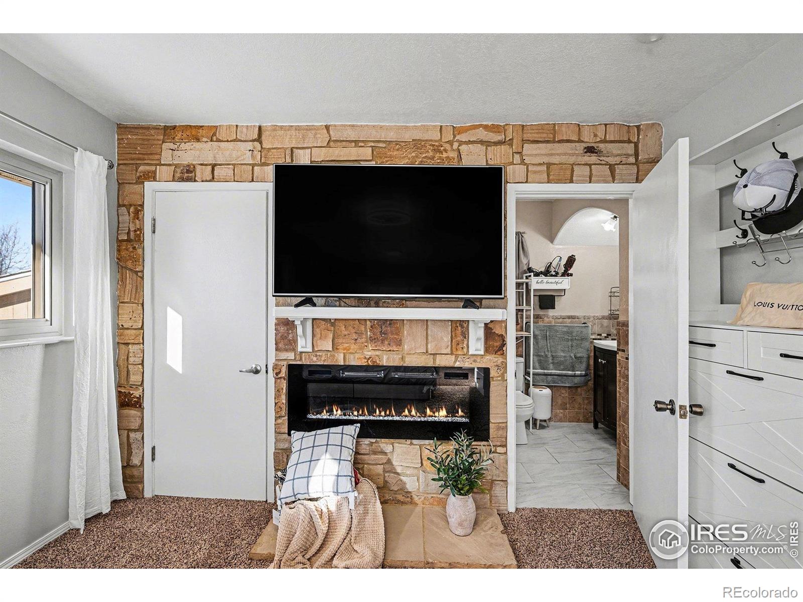 MLS Image #19 for 2751 s yates street,denver, Colorado