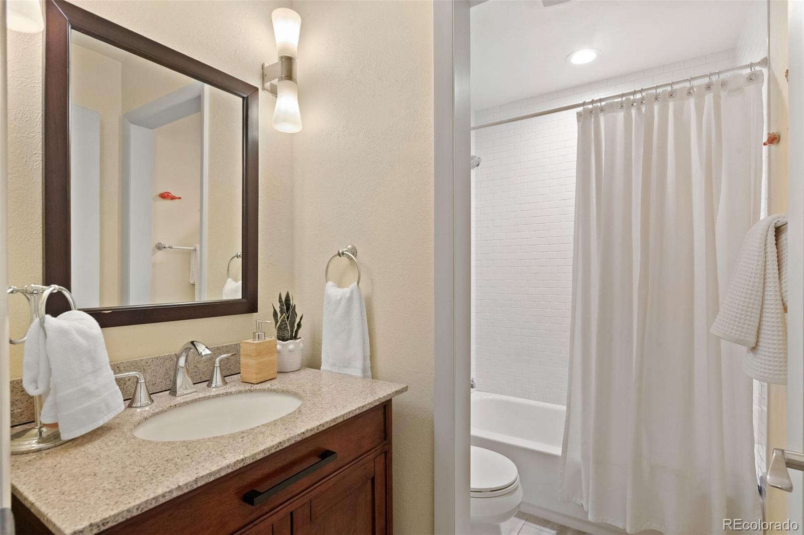 MLS Image #27 for 6530 e colorado drive,denver, Colorado
