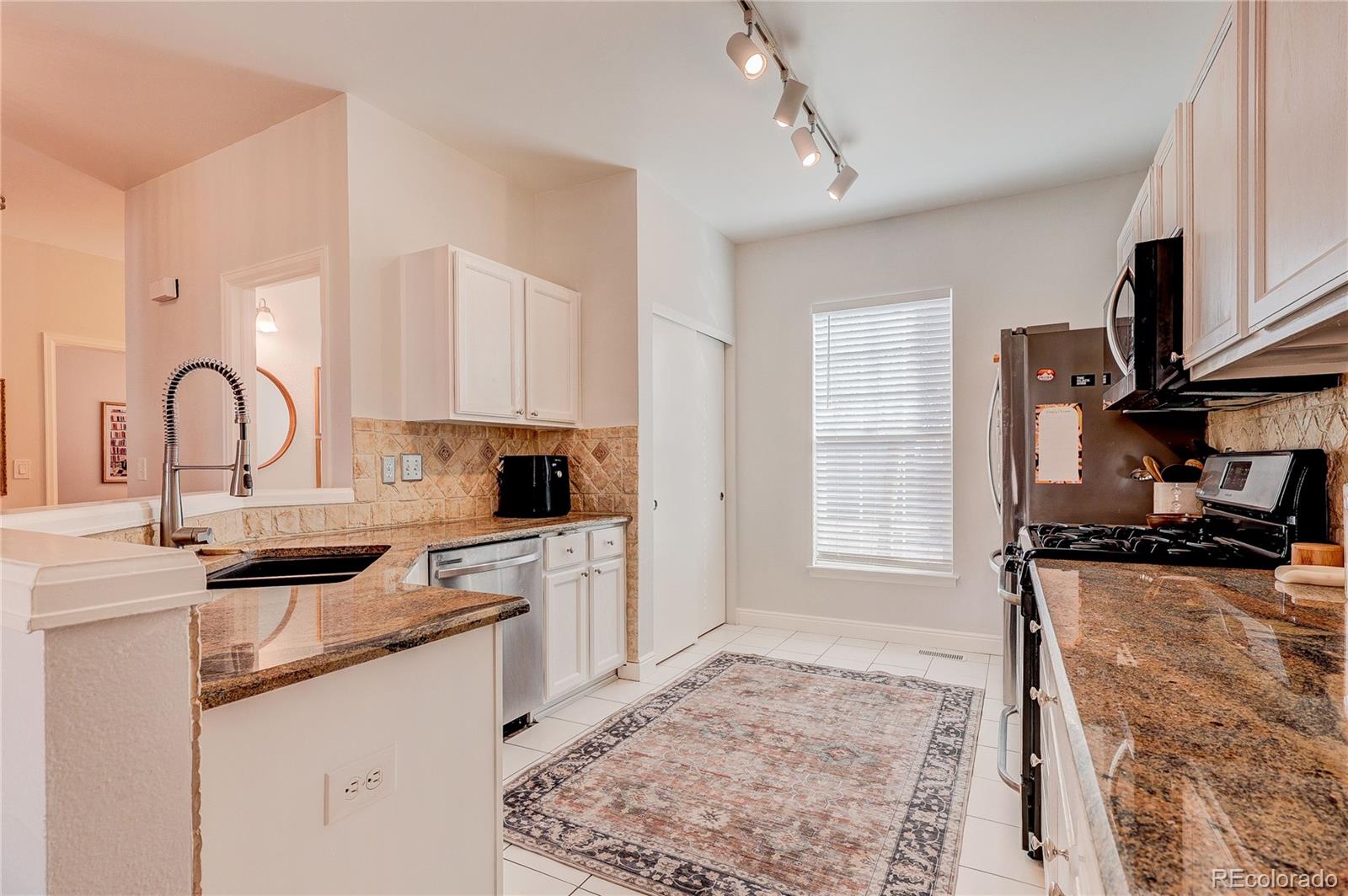 MLS Image #7 for 3335 s nelson street,lakewood, Colorado