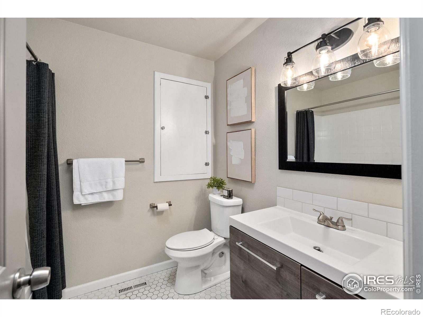 MLS Image #23 for 1961  dorset drive,fort collins, Colorado