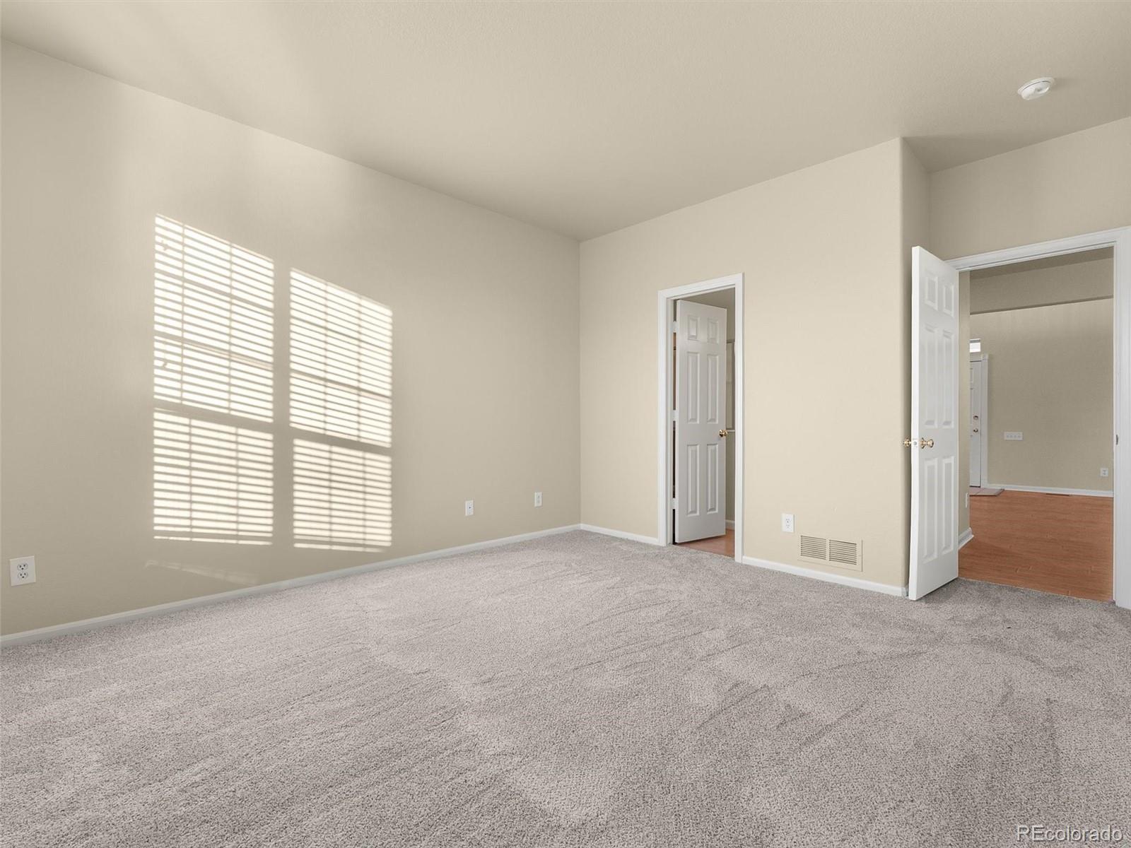 MLS Image #14 for 2980 w long drive,littleton, Colorado