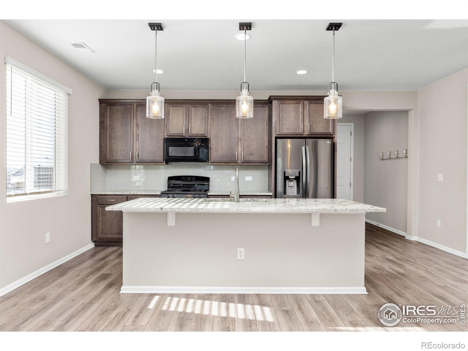 MLS Image #4 for 982  blue bell road,berthoud, Colorado