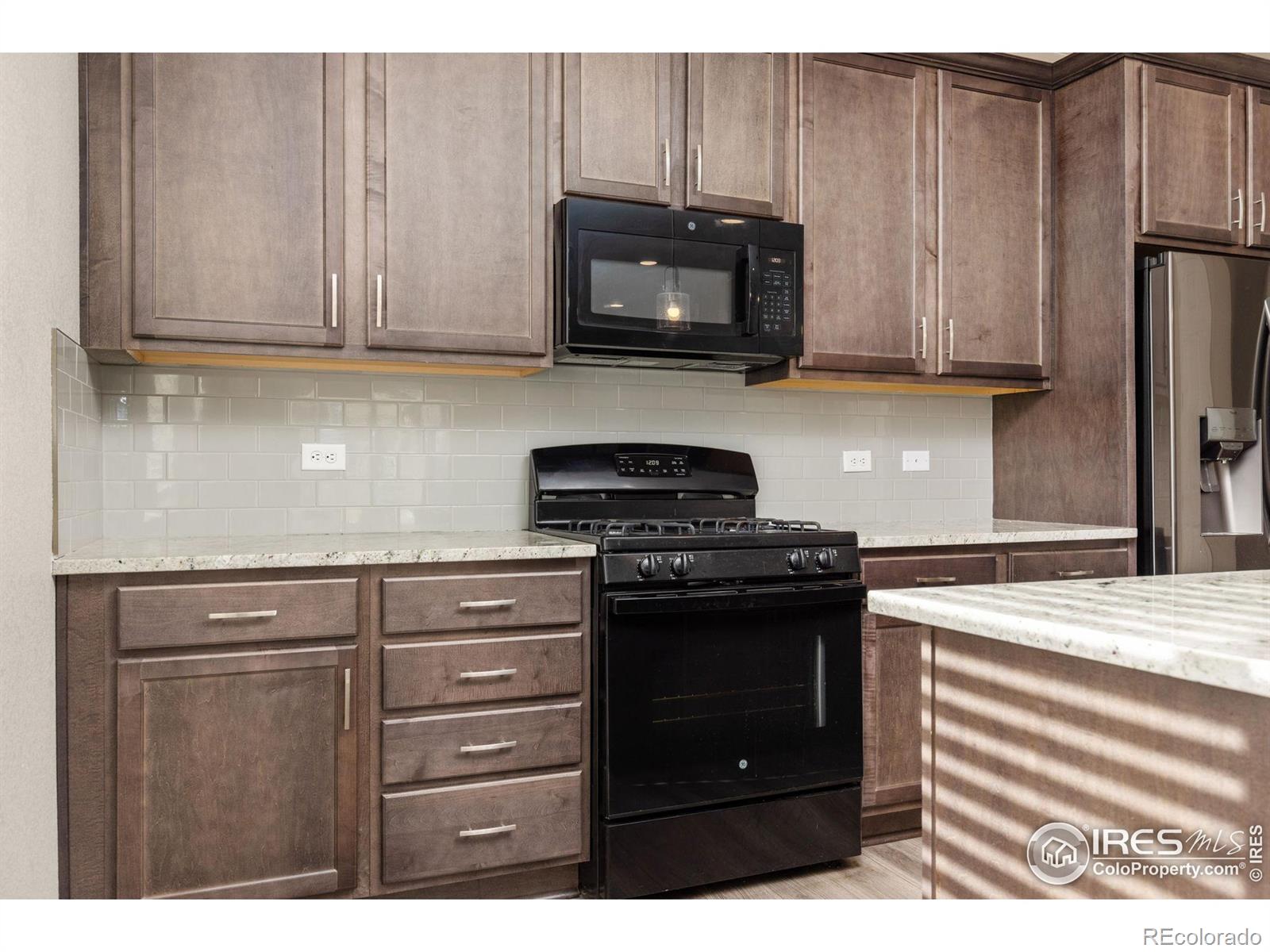 MLS Image #5 for 982  blue bell road,berthoud, Colorado
