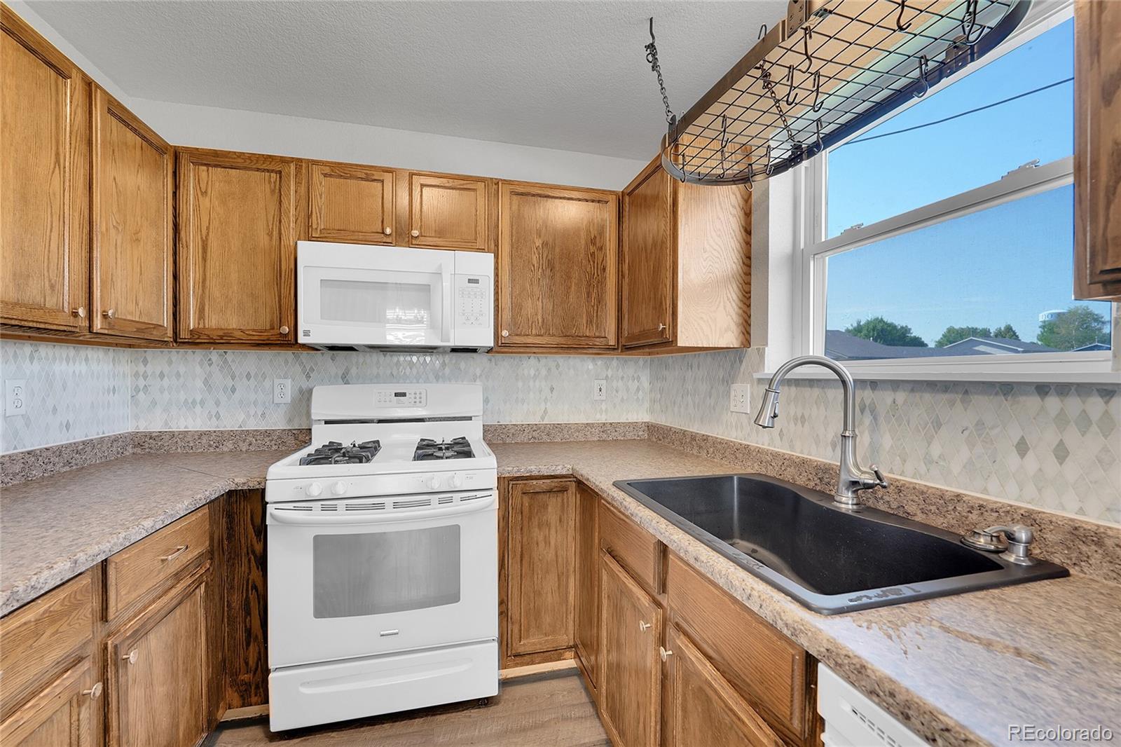 MLS Image #6 for 511  sterling lane,dacono, Colorado