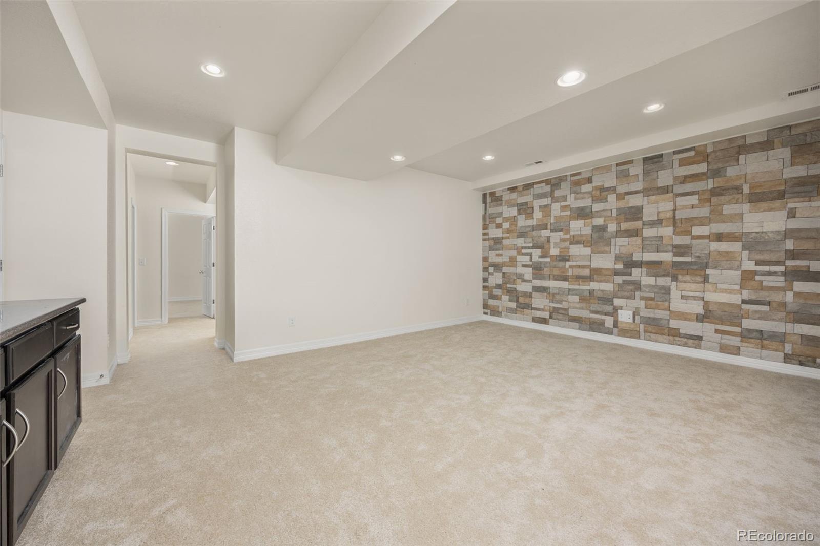 MLS Image #32 for 8464 e 55th place,denver, Colorado