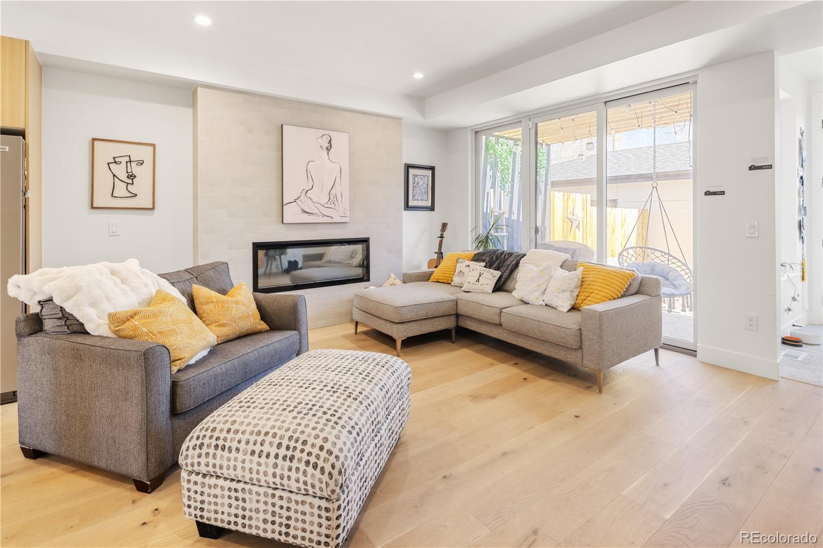 MLS Image #10 for 1542  vrain street,denver, Colorado