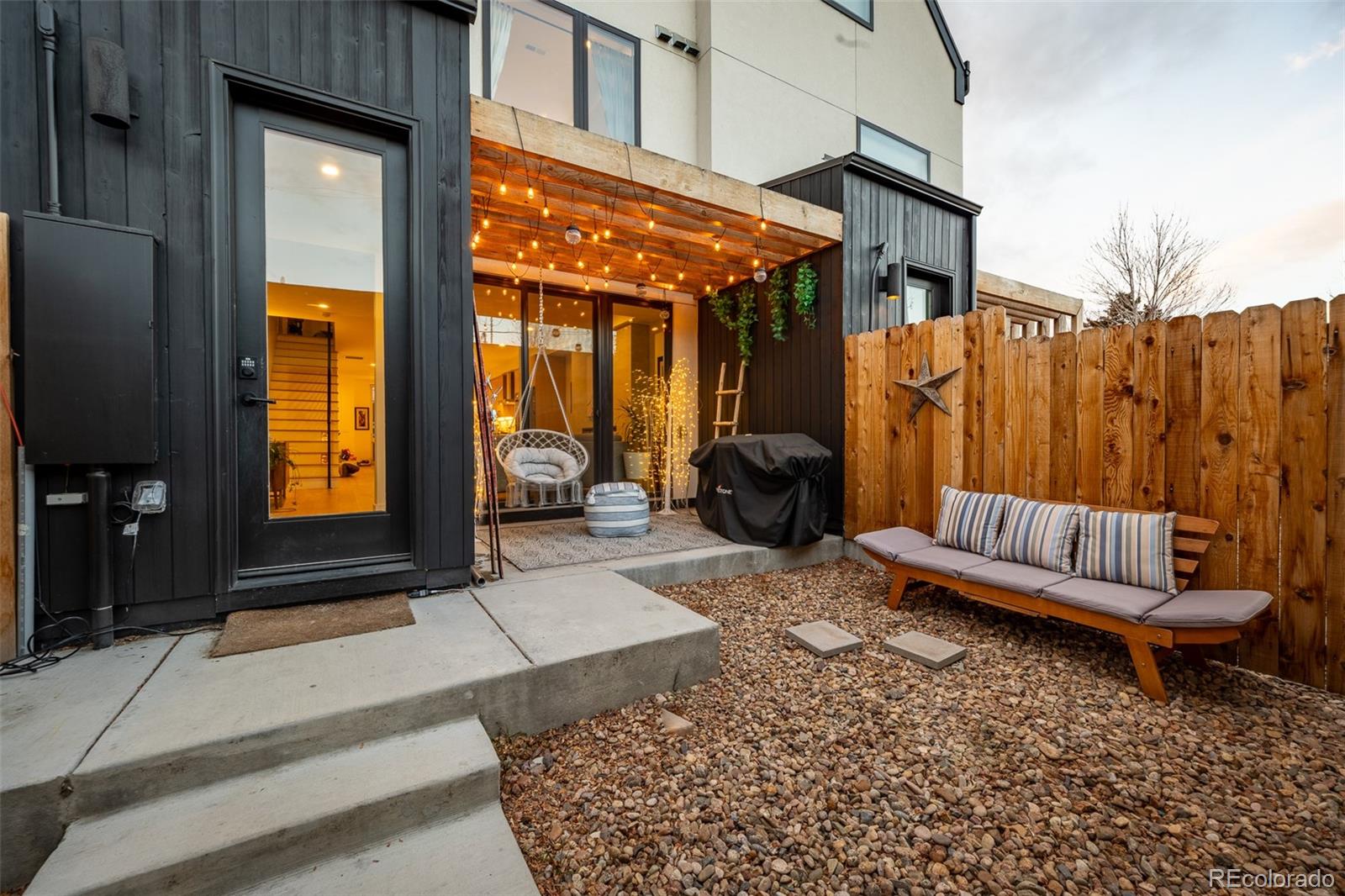 MLS Image #20 for 1542  vrain street,denver, Colorado