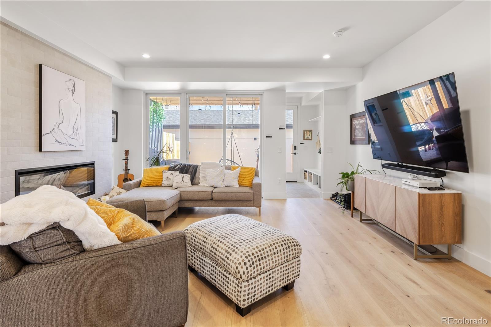 MLS Image #9 for 1542  vrain street,denver, Colorado