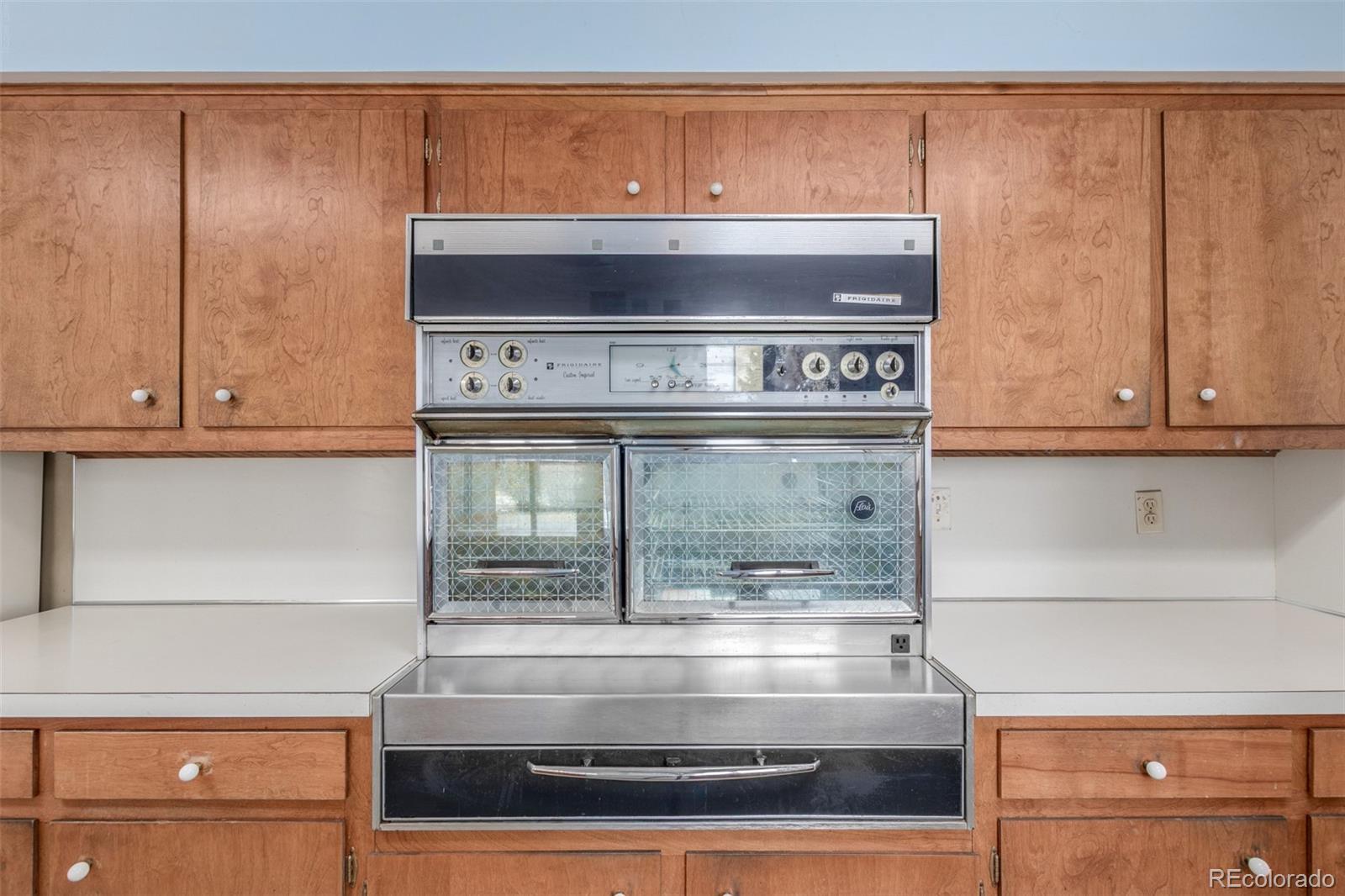 MLS Image #10 for 680 s canosa court,denver, Colorado