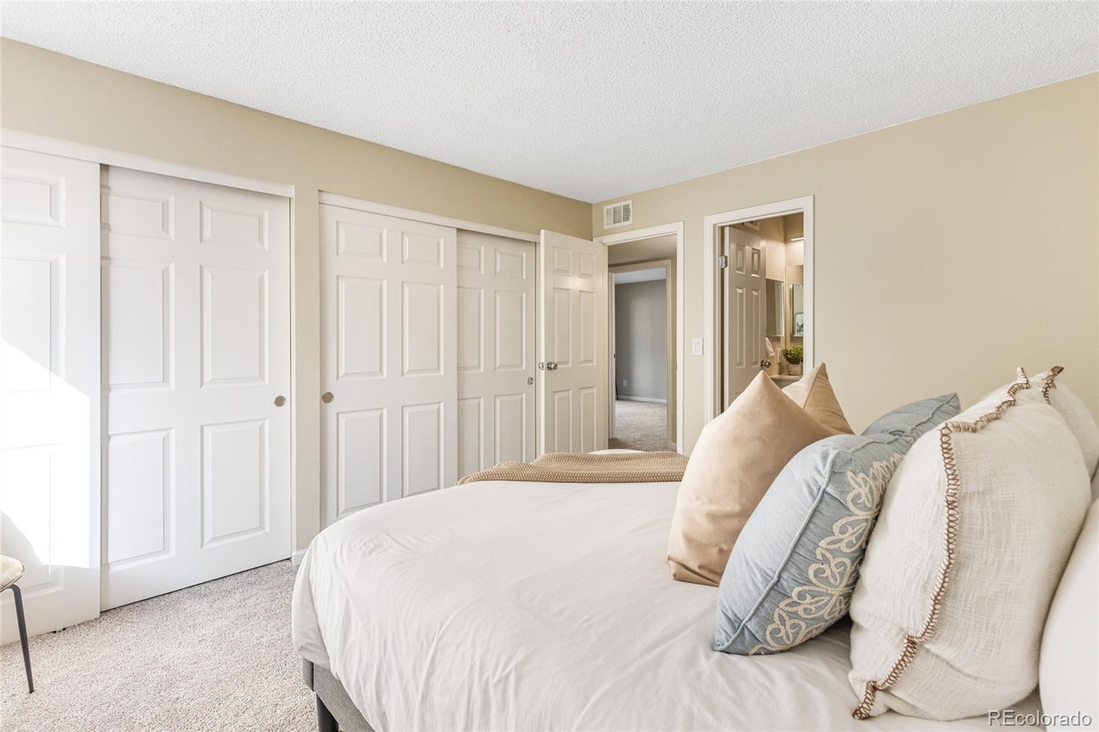 MLS Image #11 for 18196 e ohio avenue 201,aurora, Colorado