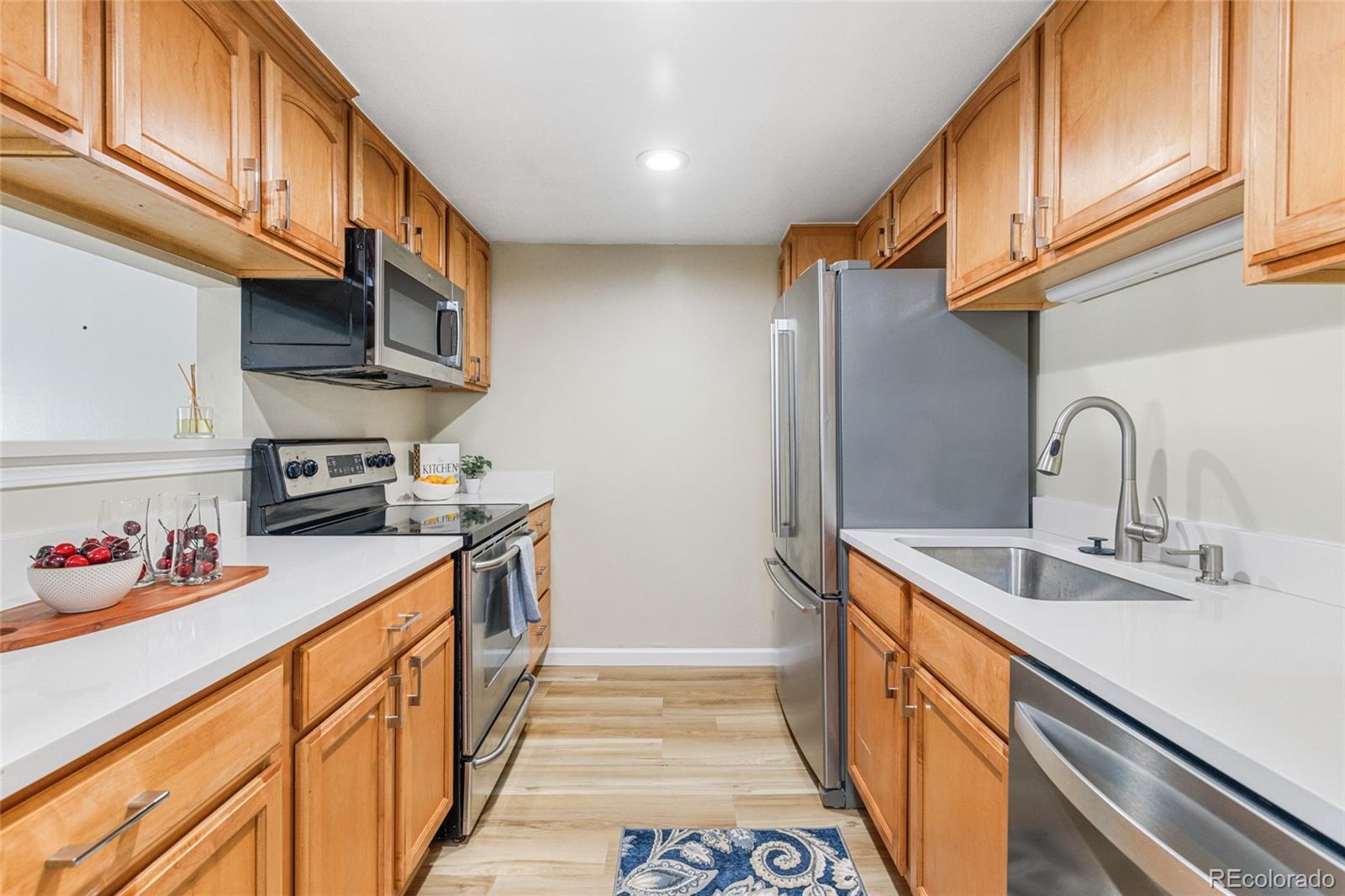 MLS Image #6 for 18196 e ohio avenue 201,aurora, Colorado