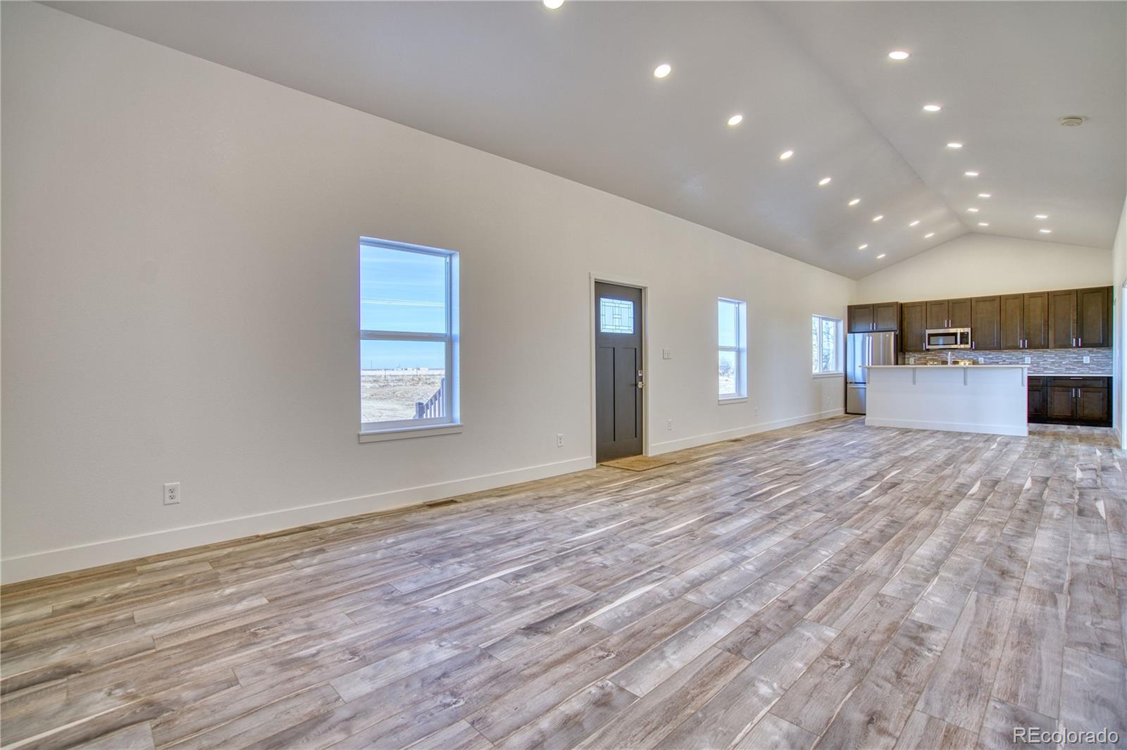 MLS Image #4 for 20208  county road 22 ,hudson, Colorado
