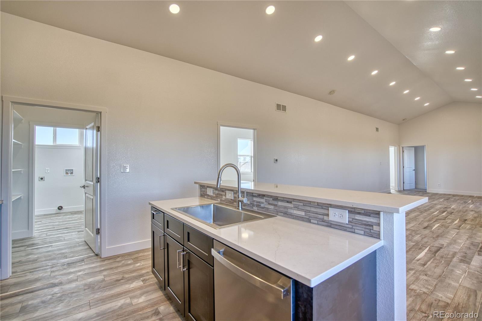 MLS Image #8 for 20208  county road 22 ,hudson, Colorado
