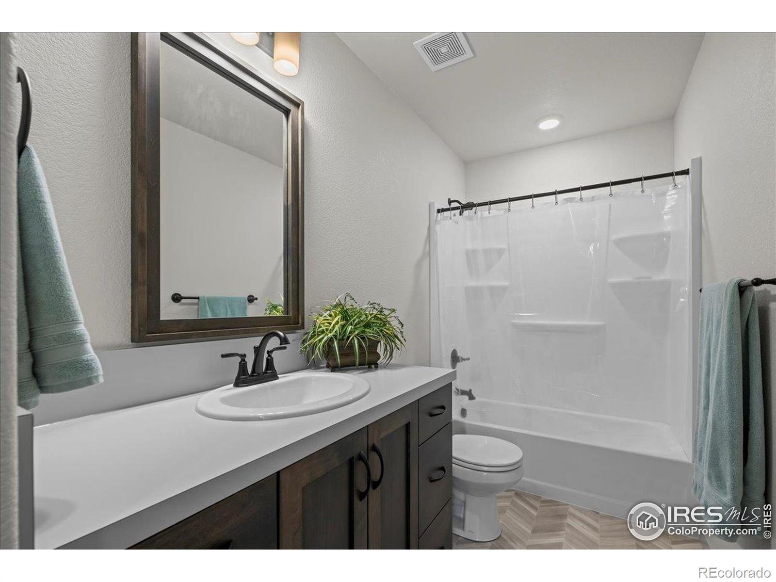 MLS Image #23 for 1088  blue bell road,berthoud, Colorado