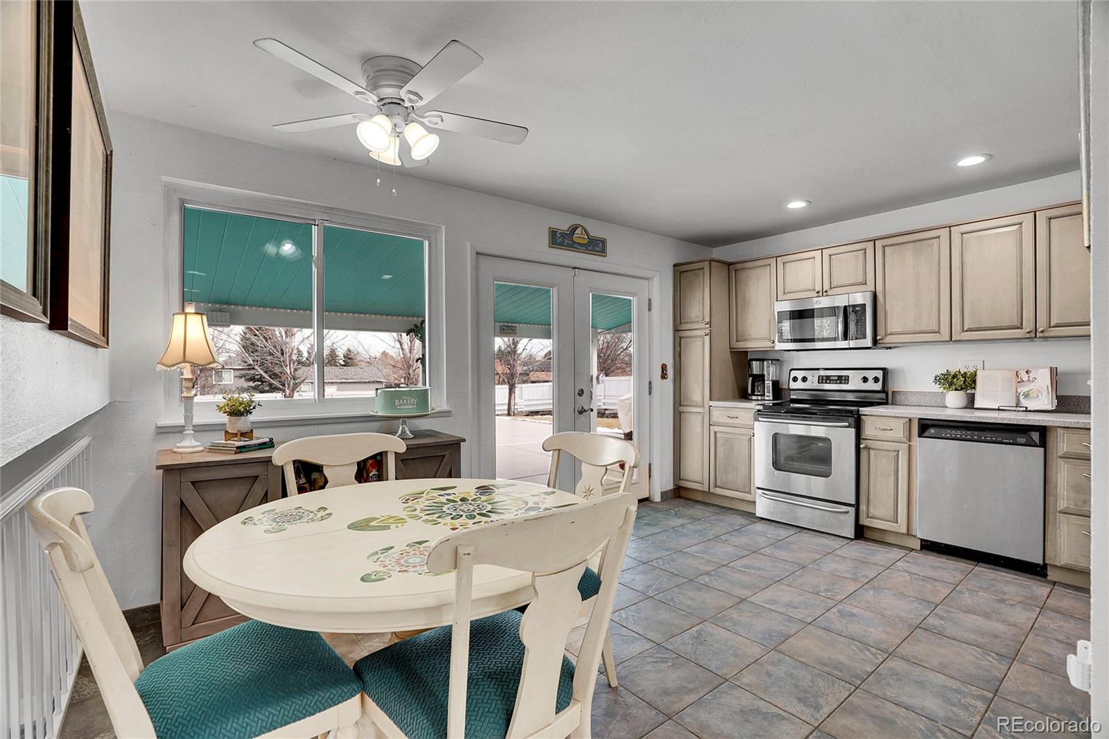 MLS Image #6 for 6552 s dover street,littleton, Colorado