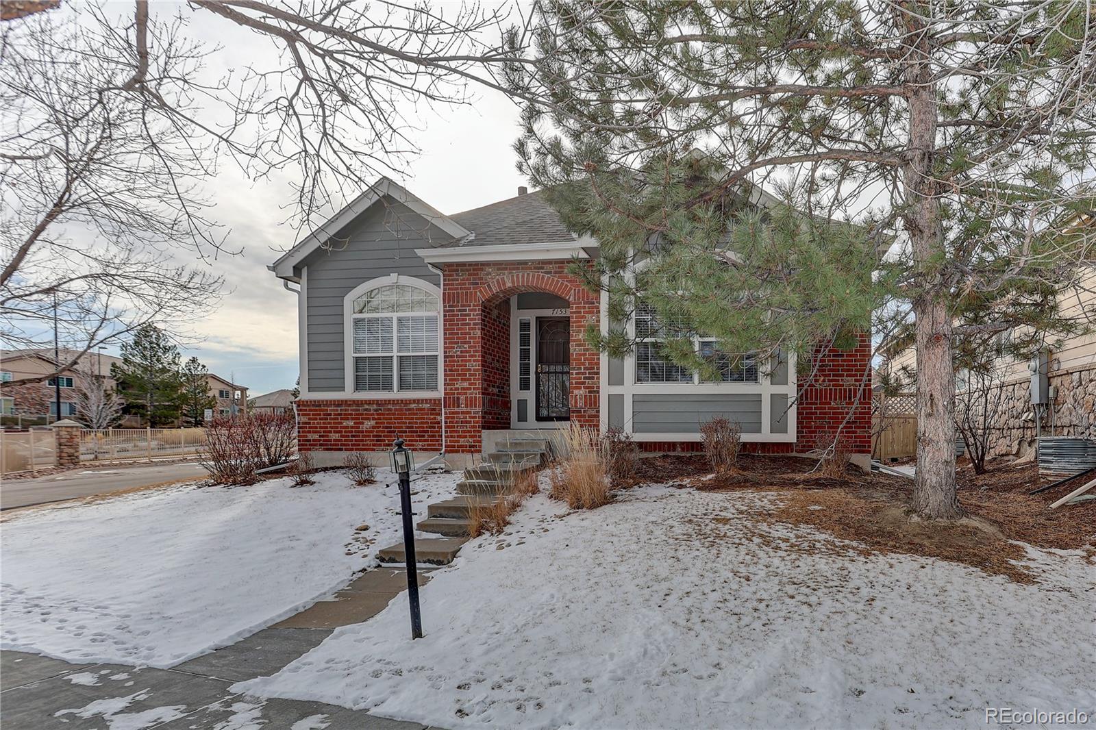 MLS Image #1 for 7153 s versailles way,aurora, Colorado