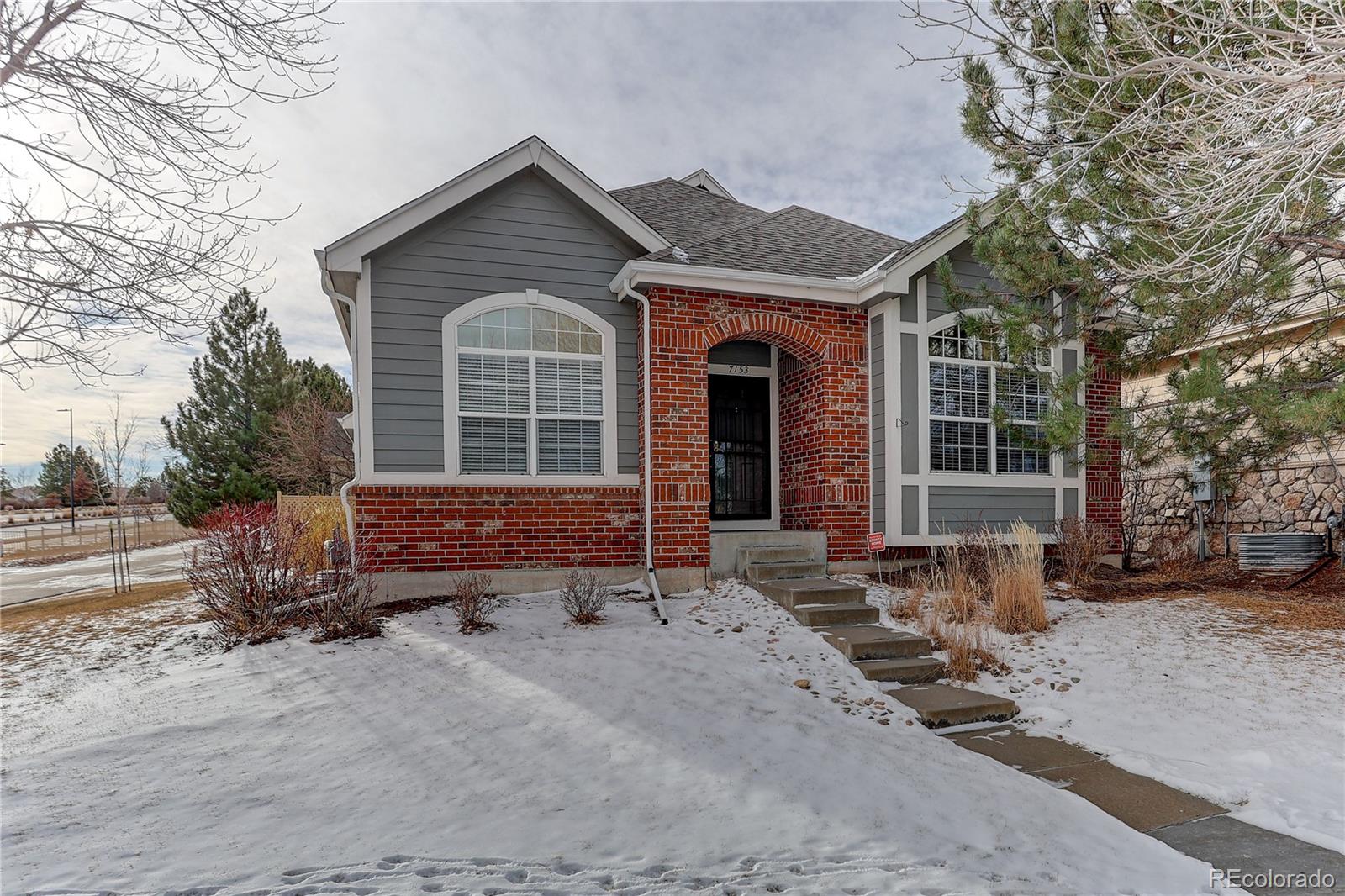 MLS Image #2 for 7153 s versailles way,aurora, Colorado