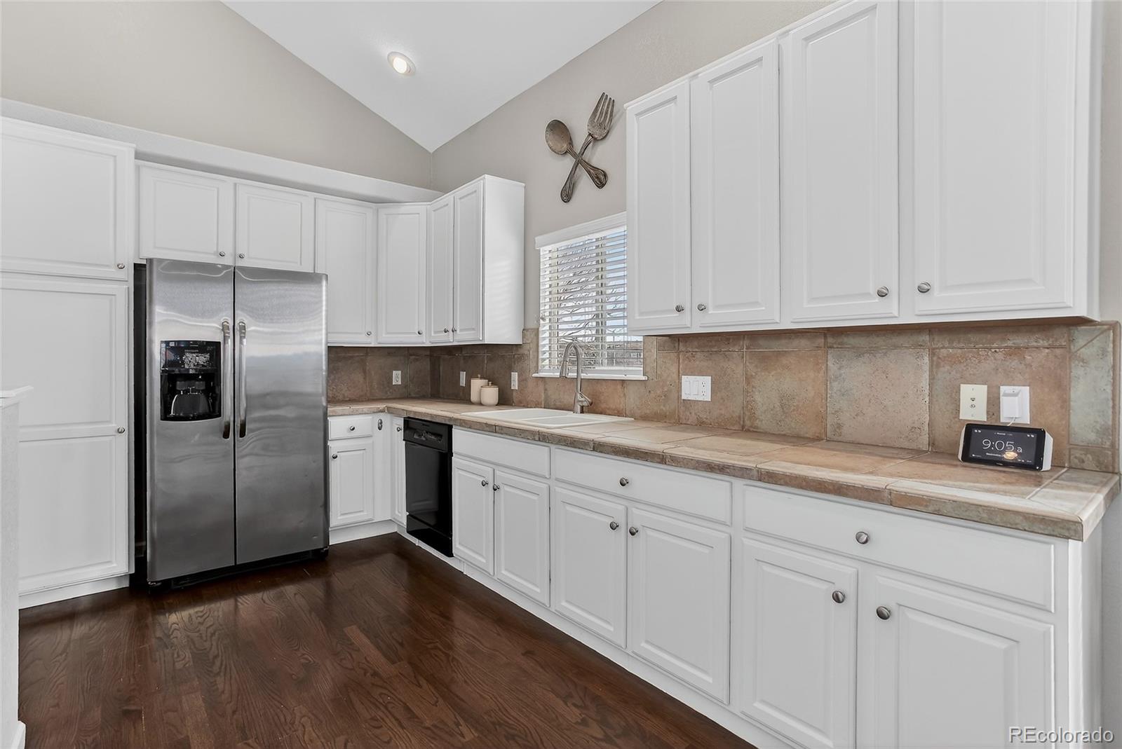 MLS Image #5 for 7153 s versailles way,aurora, Colorado
