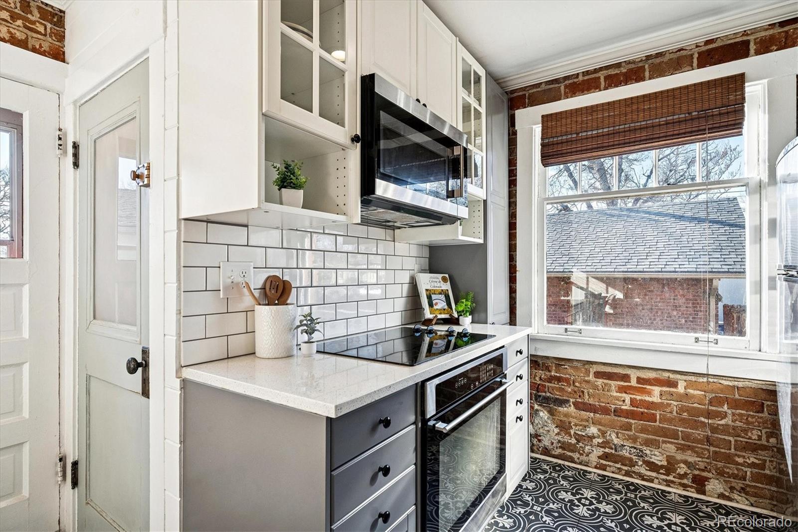 MLS Image #14 for 122 e louisiana avenue,denver, Colorado