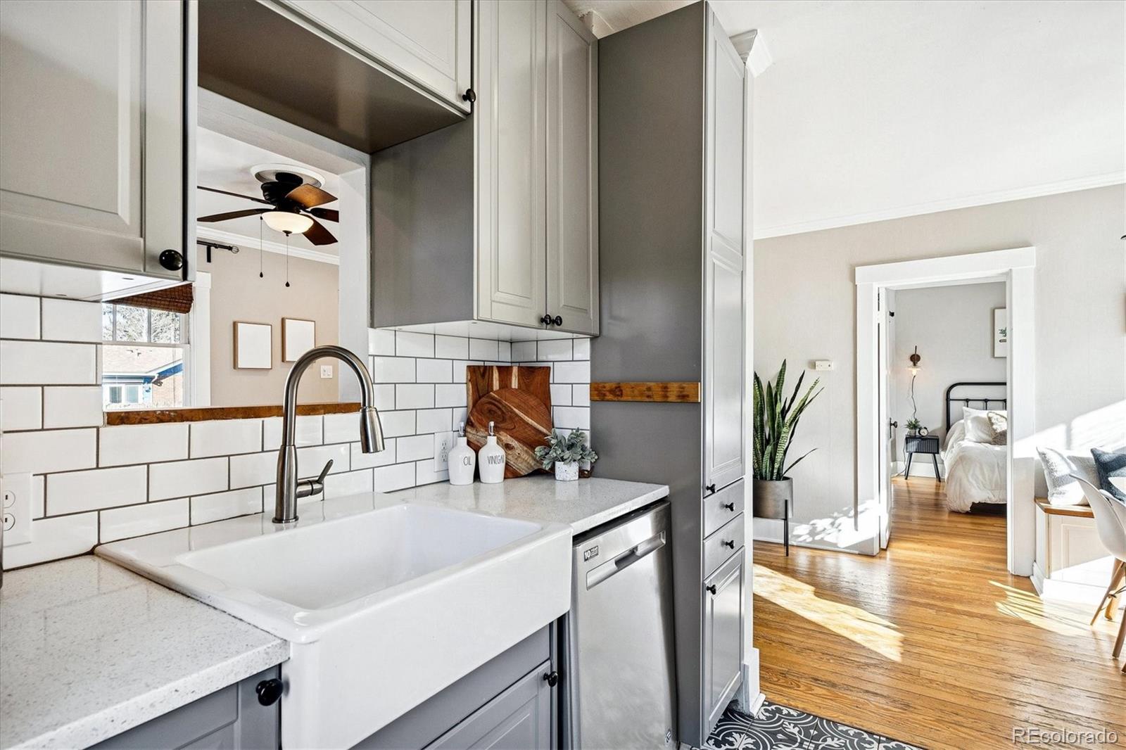 MLS Image #17 for 122 e louisiana avenue,denver, Colorado