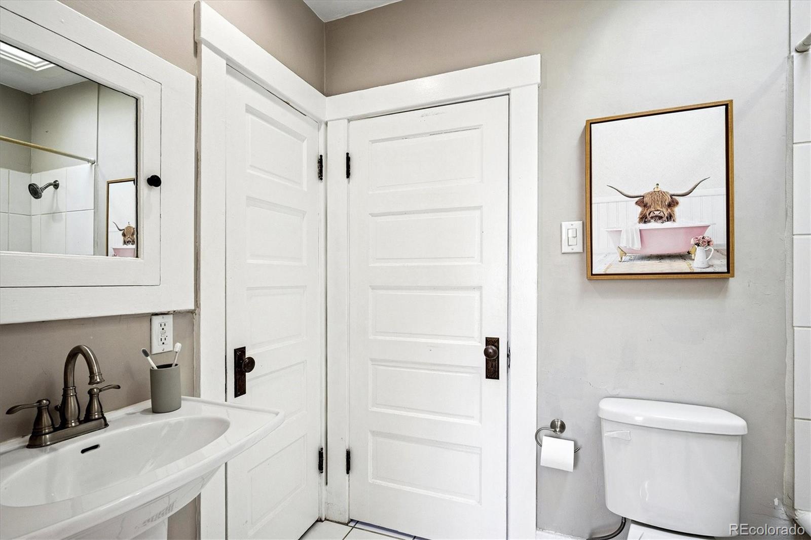 MLS Image #20 for 122 e louisiana avenue,denver, Colorado
