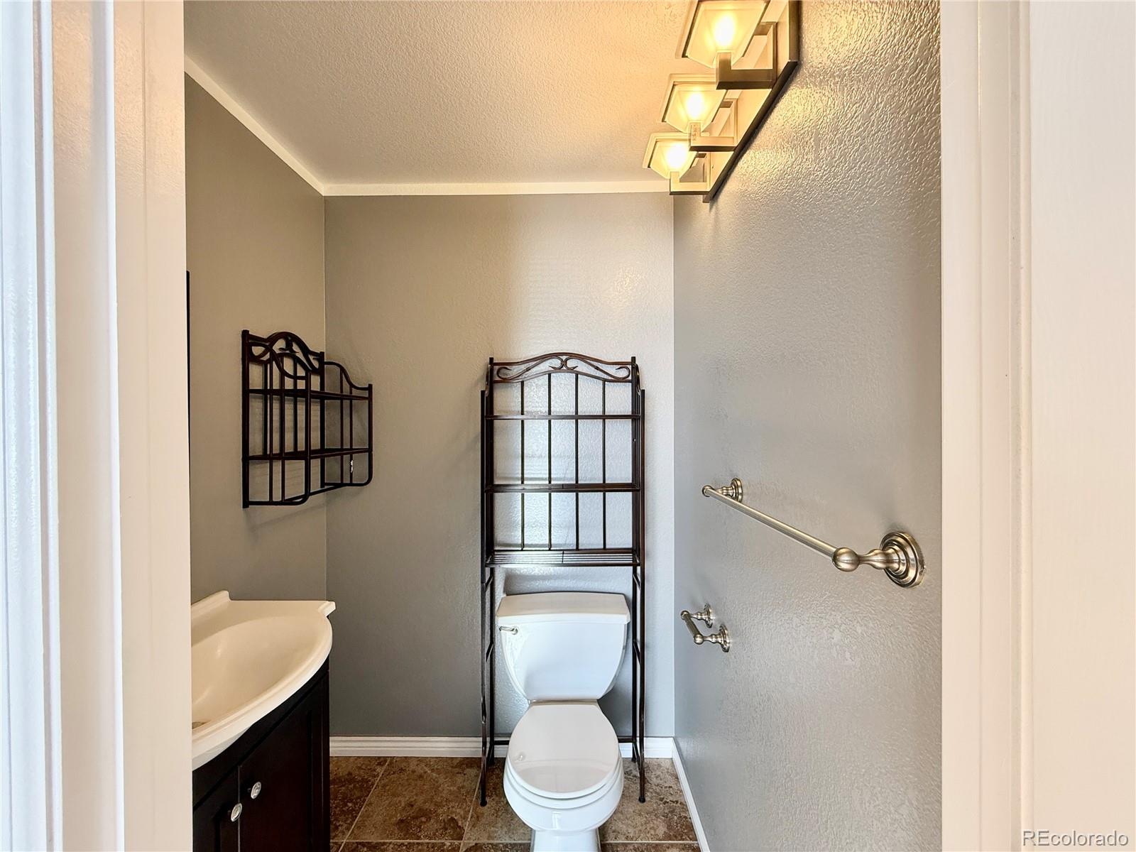 MLS Image #13 for 21984 e crestline lane,aurora, Colorado