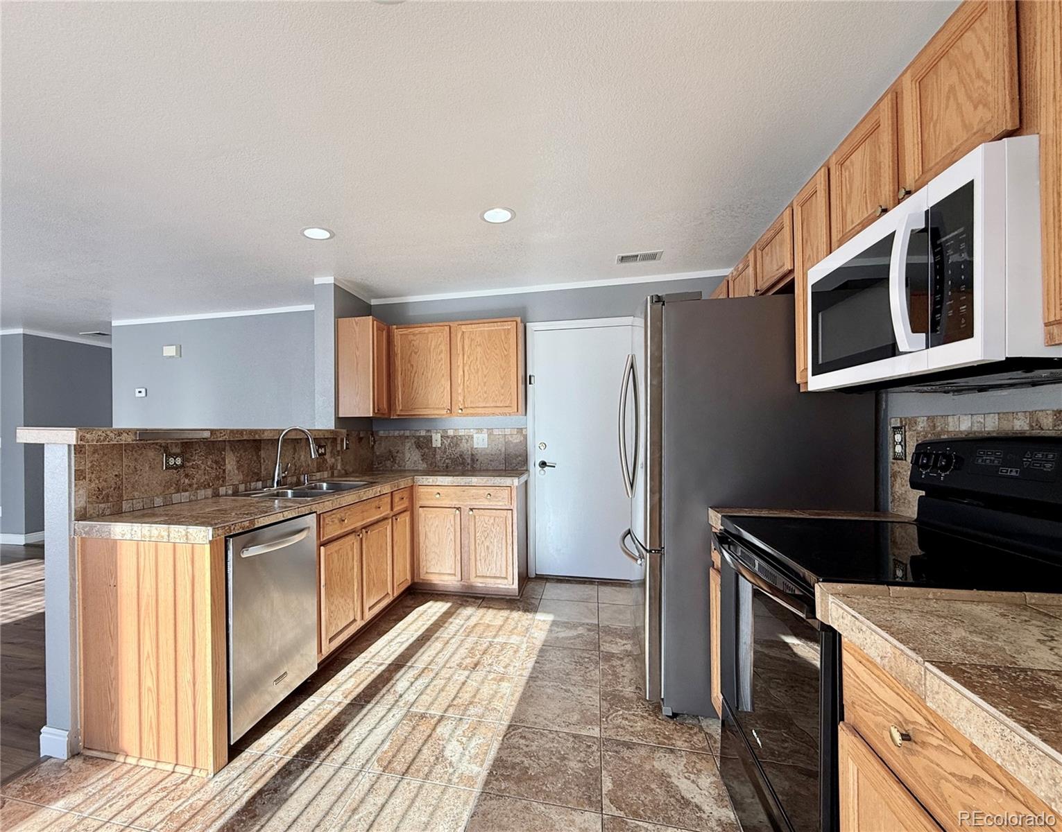MLS Image #4 for 21984 e crestline lane,aurora, Colorado