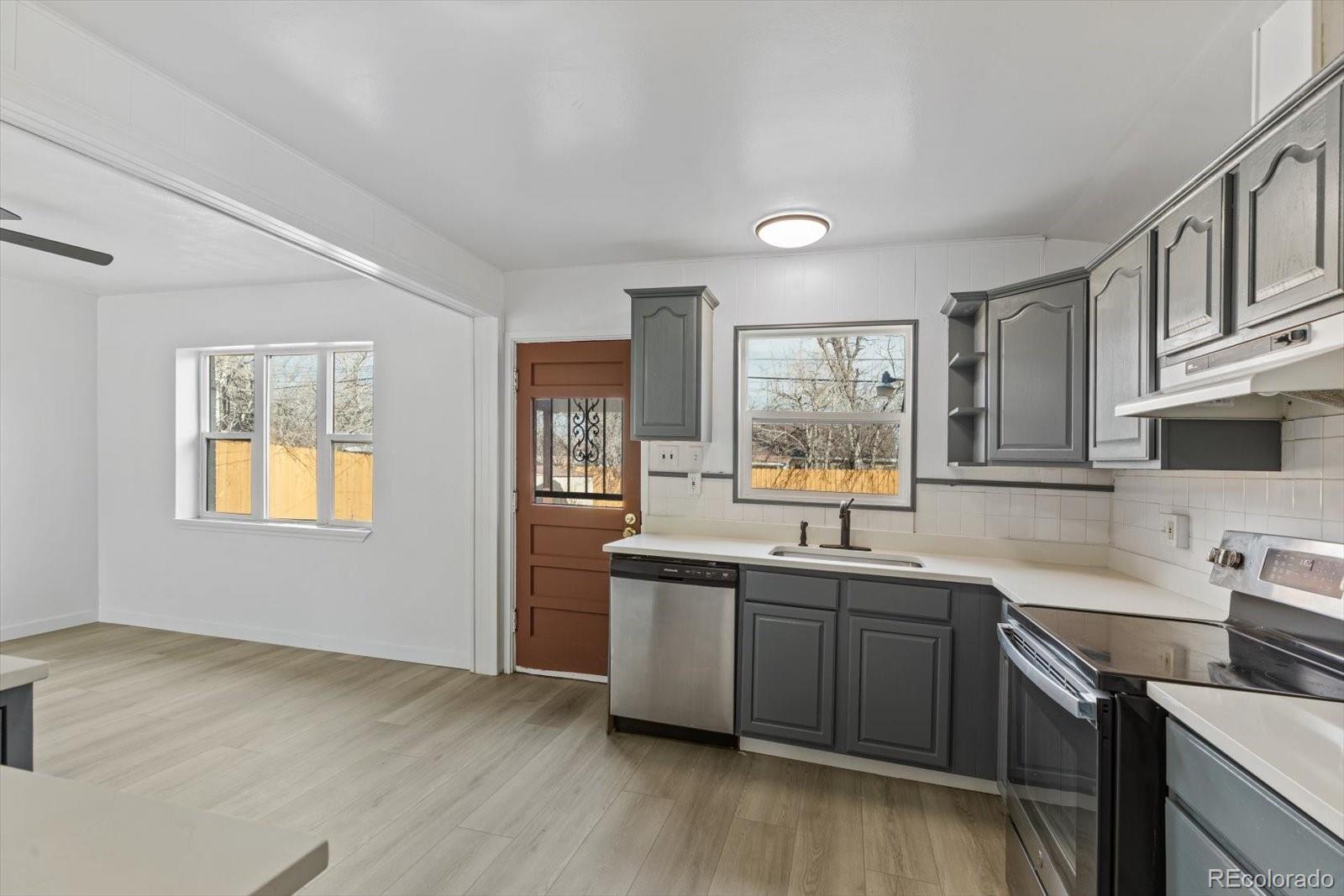 MLS Image #8 for 938  salem street,aurora, Colorado