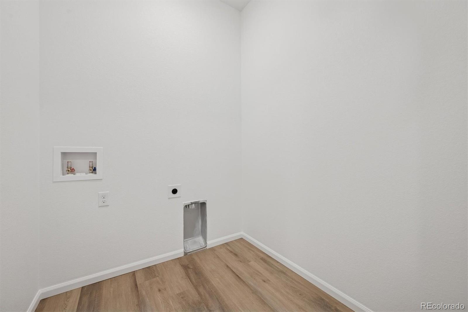 MLS Image #15 for 386  lake granby avenue,brighton, Colorado