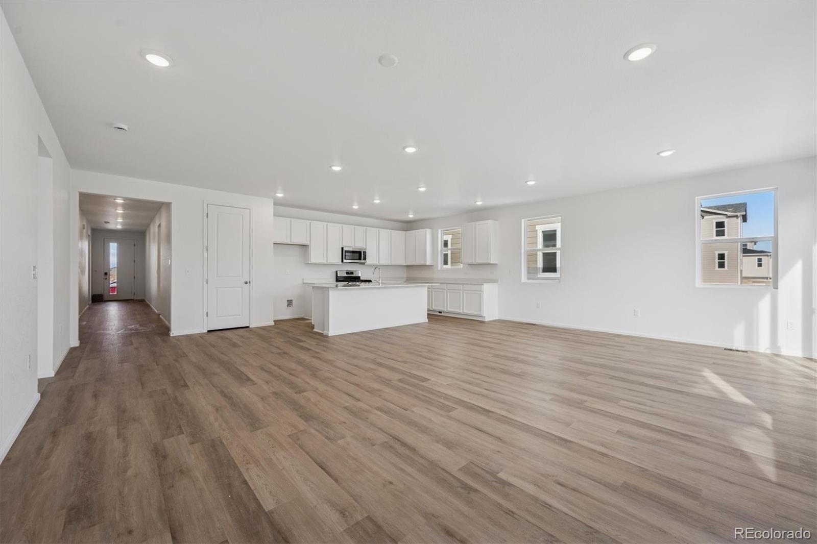 MLS Image #3 for 386  lake granby avenue,brighton, Colorado