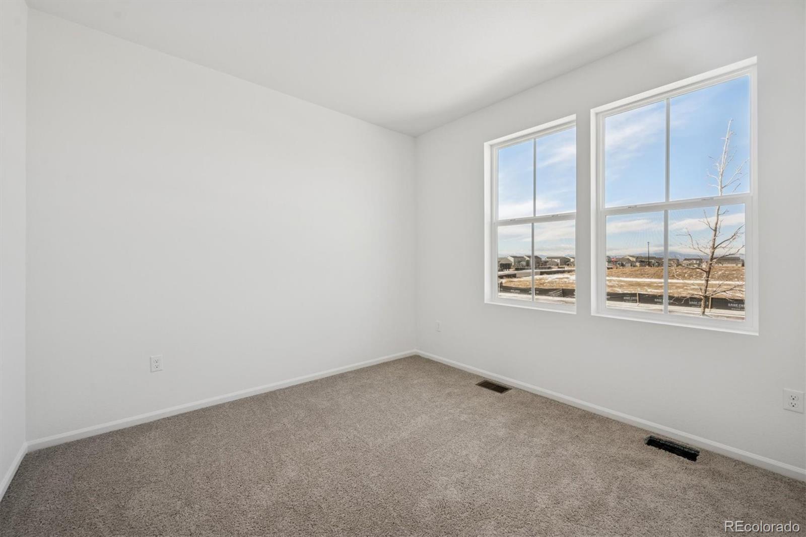MLS Image #8 for 386  lake granby avenue,brighton, Colorado