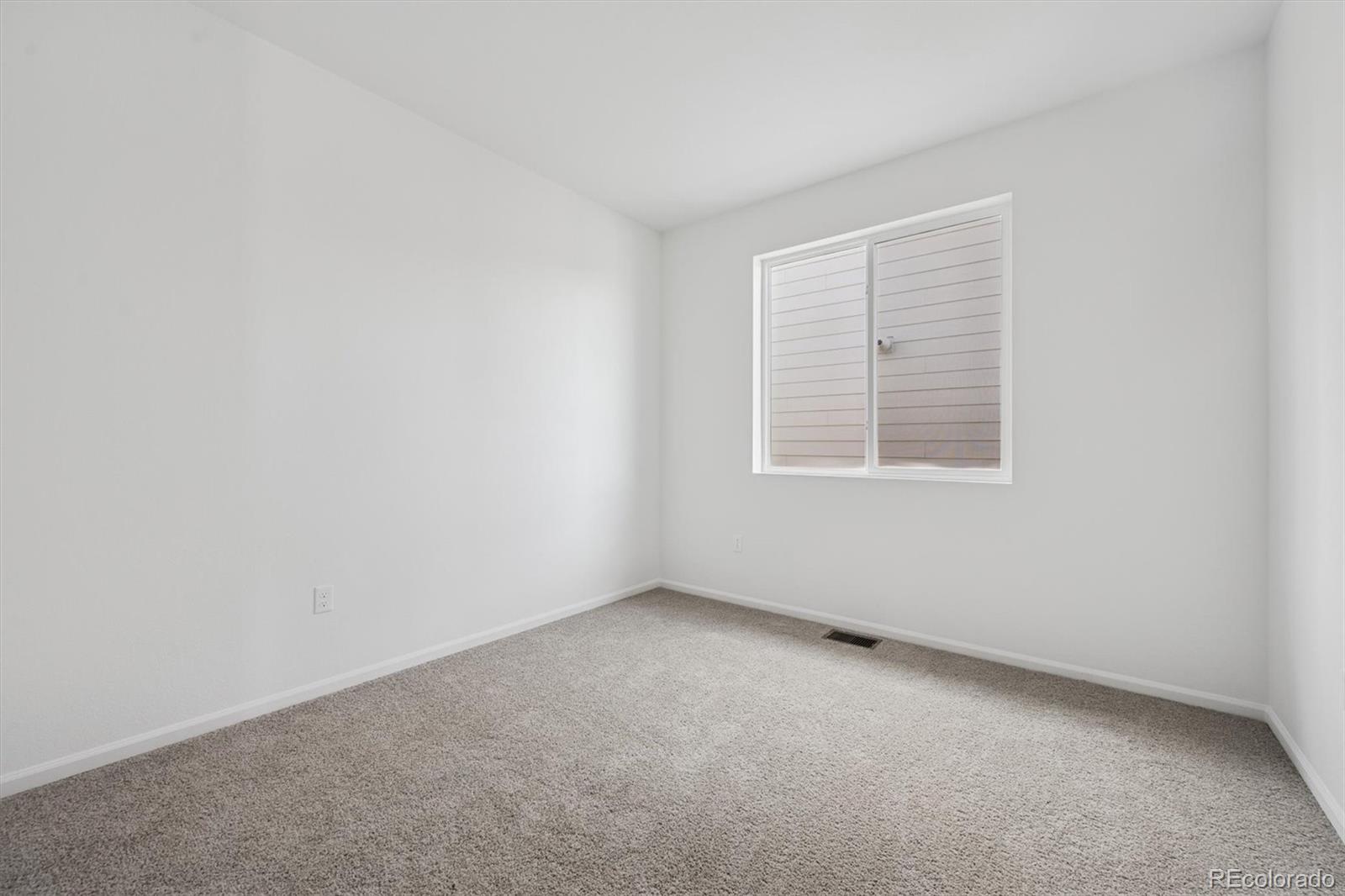 MLS Image #9 for 386  lake granby avenue,brighton, Colorado