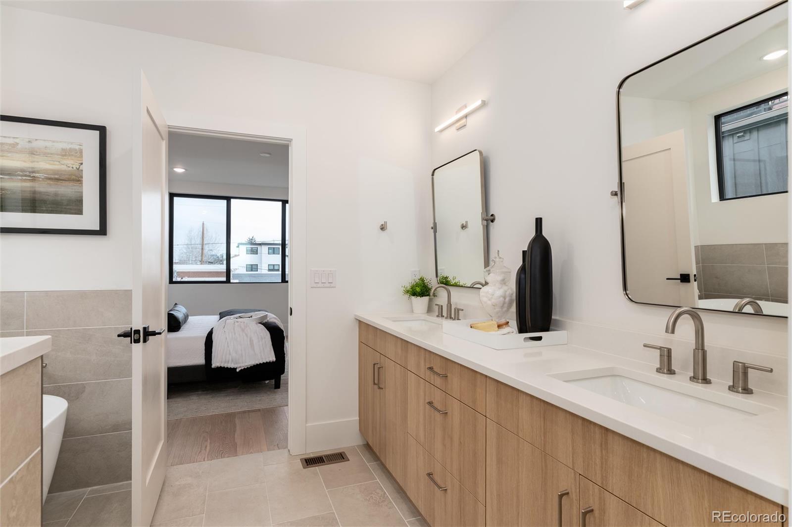 MLS Image #29 for 2186  king street,denver, Colorado
