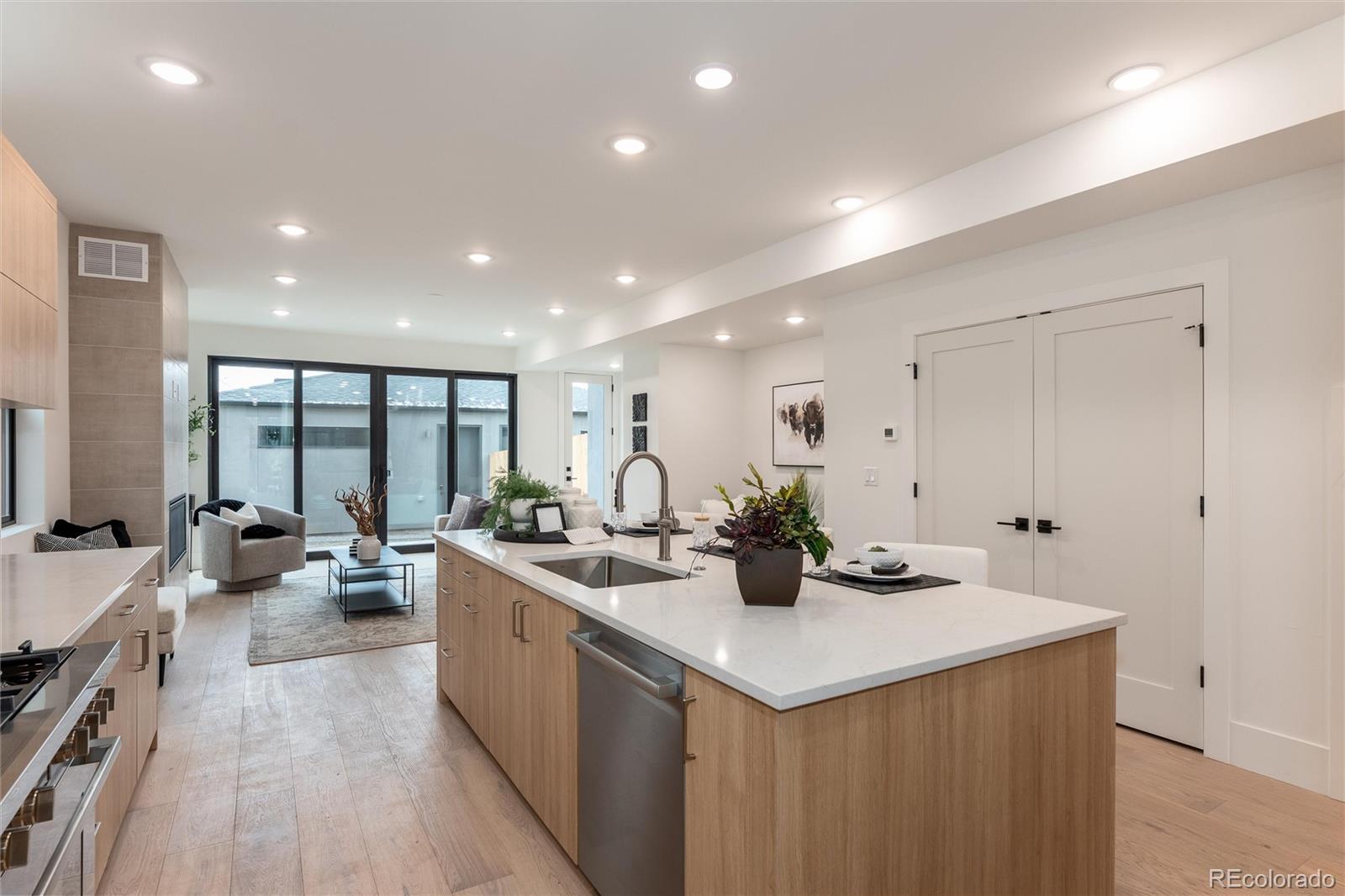 MLS Image #9 for 2186  king street,denver, Colorado